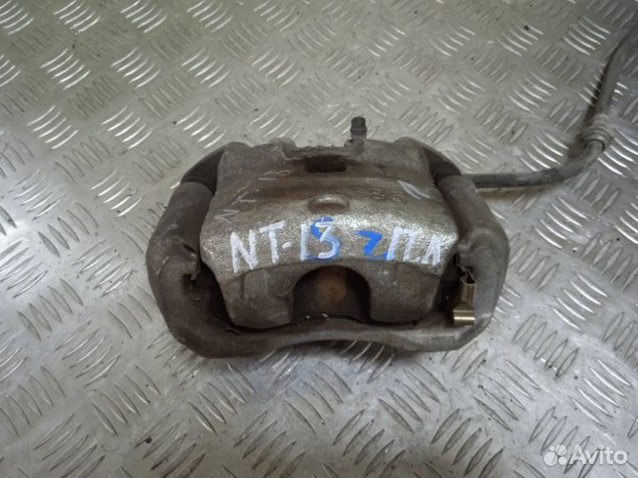 Суппорт передний левый Nissan Teana J32 2.5 VQ25DE