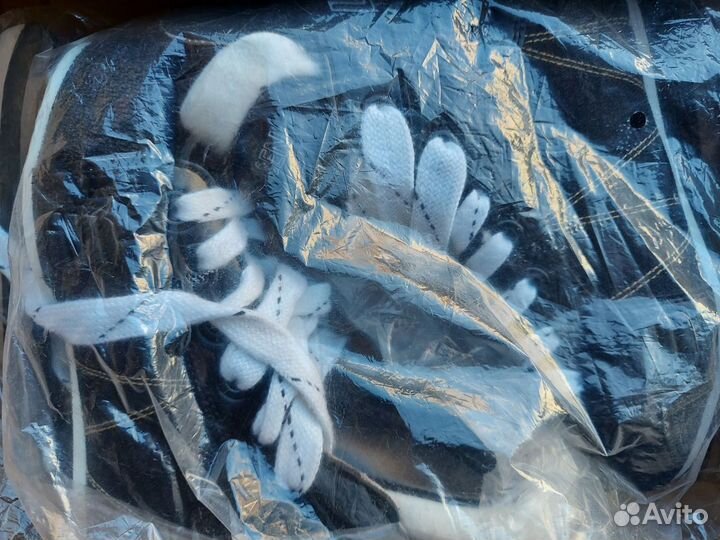 Хоккейные коньки