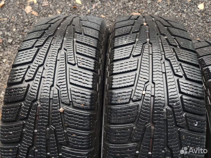 Nokian Tyres Hakkapeliitta R2 225/65 R17 106R