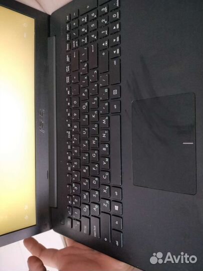 Ноутбук asus