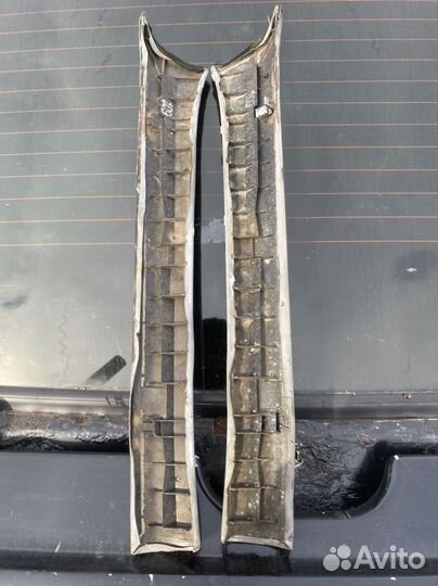 Накладки передних стоек mercedes w124