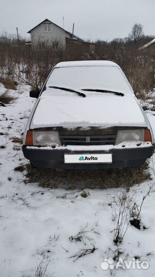 ВАЗ 21099 1.5 МТ, 2003, 200 000 км