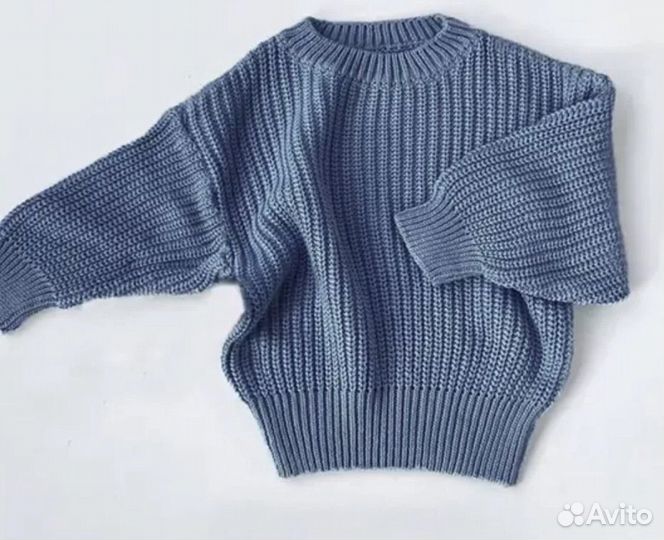 Детский вязаный свитер пуловер
