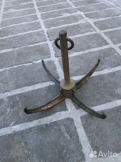 Якорь кошка