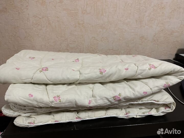 Комплект в детскую кроватку с бортиками