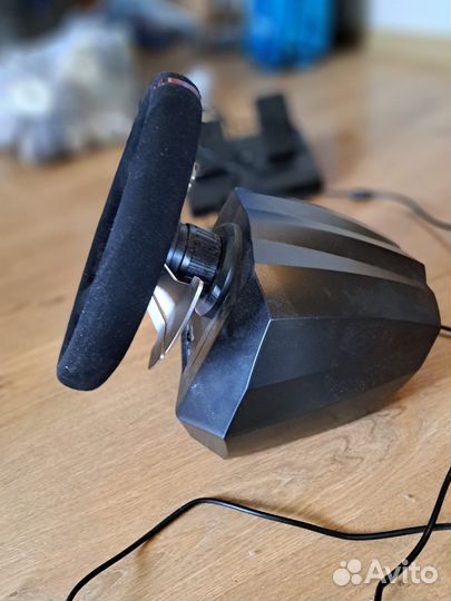 Игровой руль с педалями для ps4