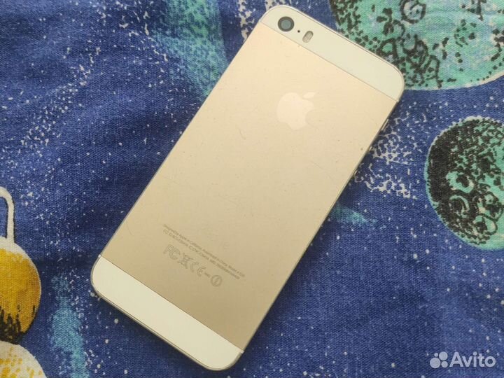 Телефон iPhone 5s 1/16