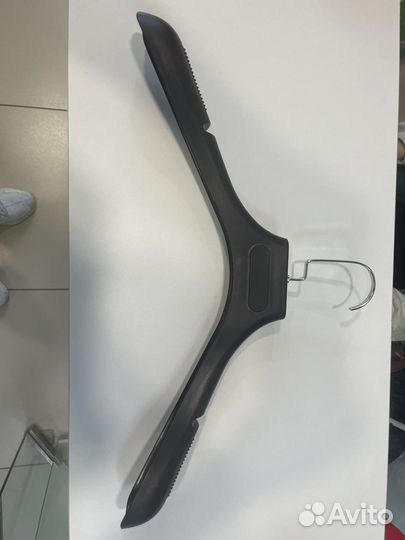 Продам вешалки