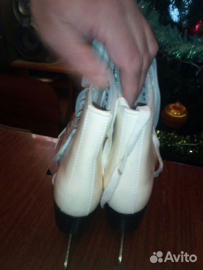 Коньки фигурные, хоккейные