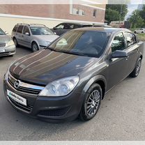 Opel Astra 1.6 MT, 2009, 240 000 км, с пробегом, цена 569 000 руб.