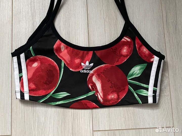 Спортивный топ adidas