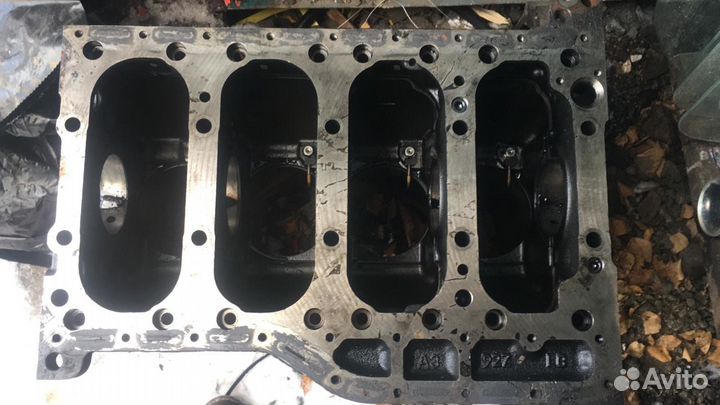 Блок цилиндров 4HK1 NQR90 NPR75 FSR90 NQR75