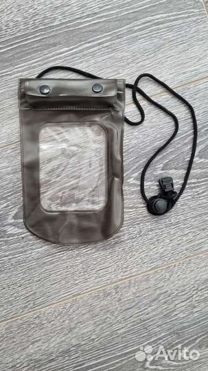 Чехлы на телефон