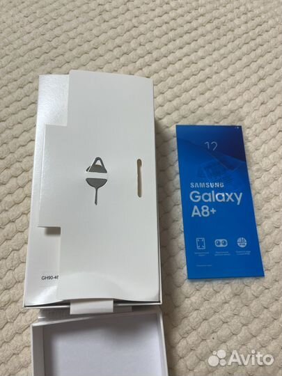 Samsung Galaxy A8 (2018), 4/32 ГБ