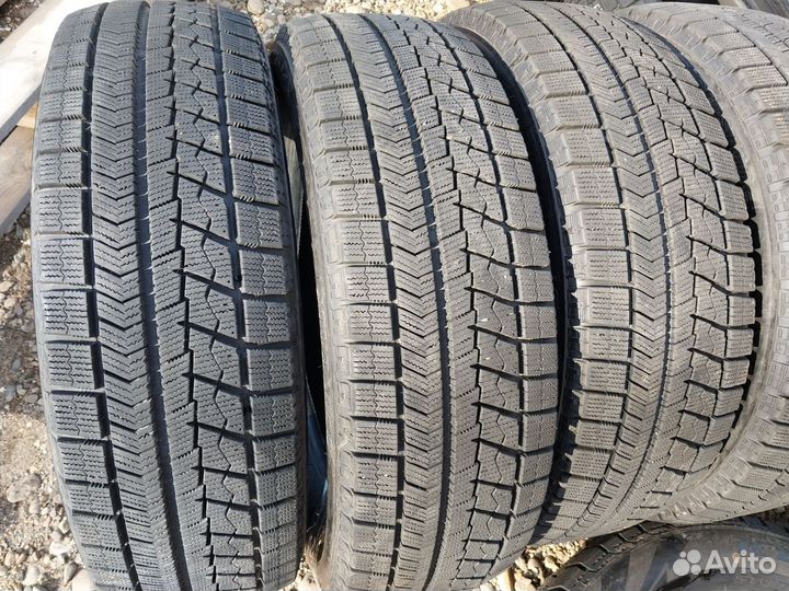 Bridgestone Blizzak VRX 185/65 R15