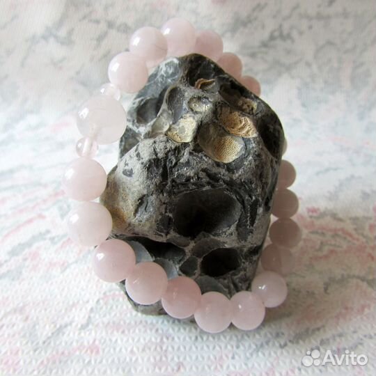 Браслет женский из натурального камня