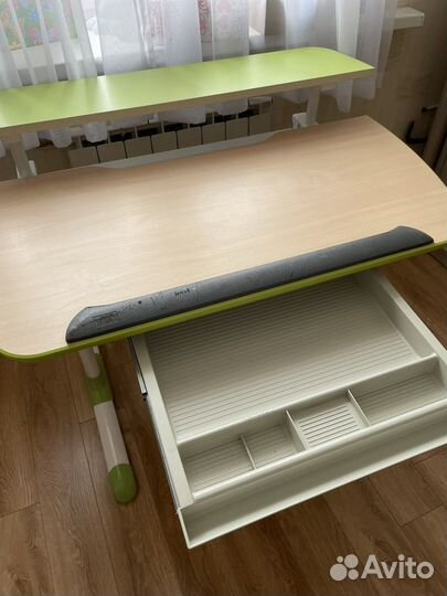 Растущий стол парта