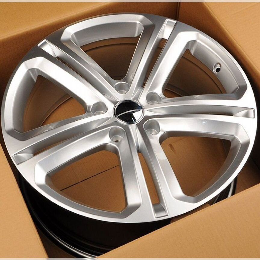 Литые диски Luistone L1952 9×R20 5×130