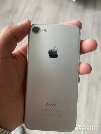 iPhone 7, 128 ГБ