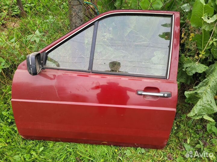 Дверь задняя, передняя левая vw santana