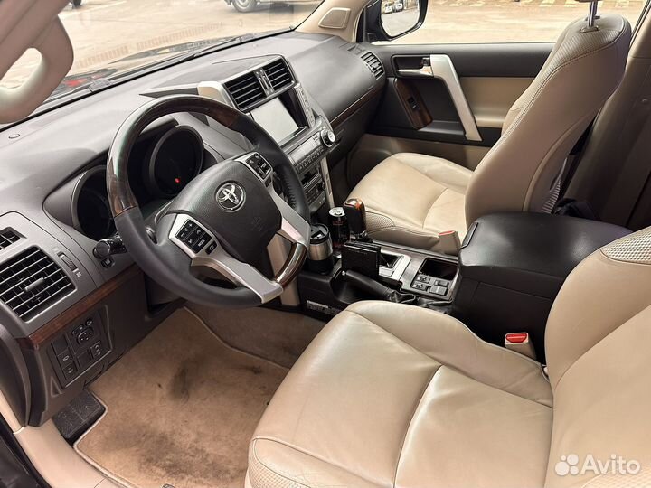 Toyota Land Cruiser Prado 4.0 AT, 2011, 205 000 км