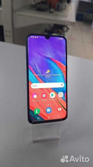 Samsung Galaxy A40, 4/64 ГБ