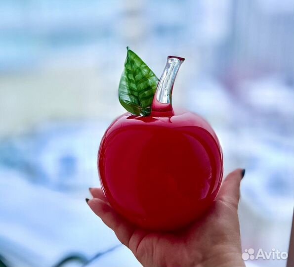 Фигурка Яблоко из стекла