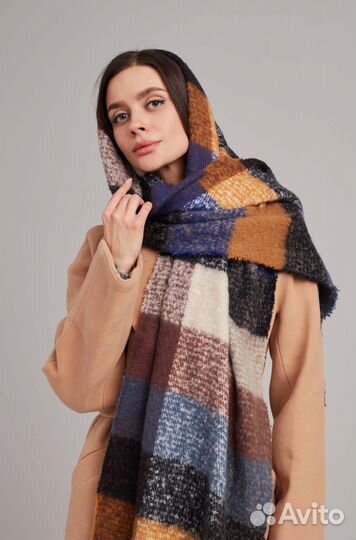 Женский теплый палантин