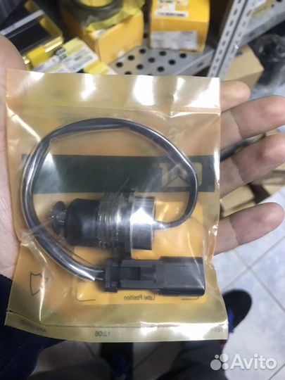 Датчик уровня масла CAT 213-0677