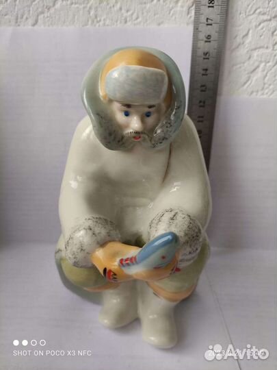 Фарфоровые статуэтки СССР зимняя рыбалка Полонное