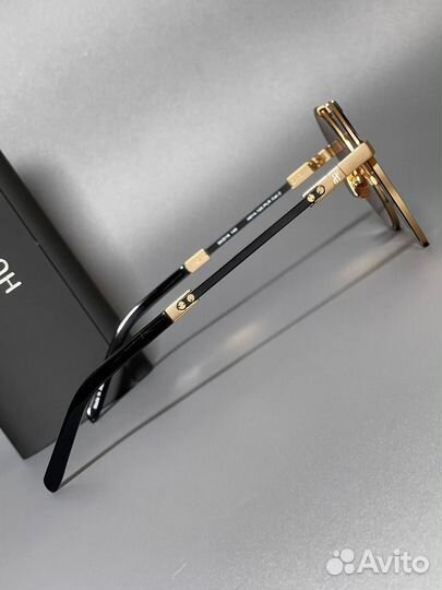 Солнцезащитные очки мужские