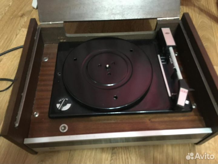 Проигрыватель Radiotehnika Melodija-Stereo