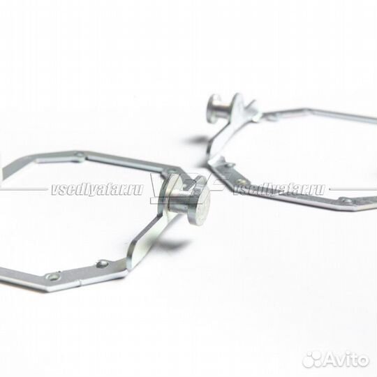 Переходные рамки для замены линз на Ford Kuga 2011