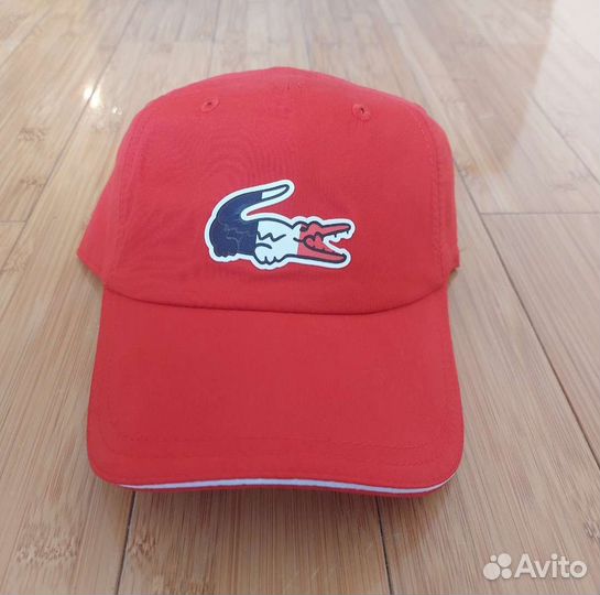 Кепка бейсболка Lacoste красная