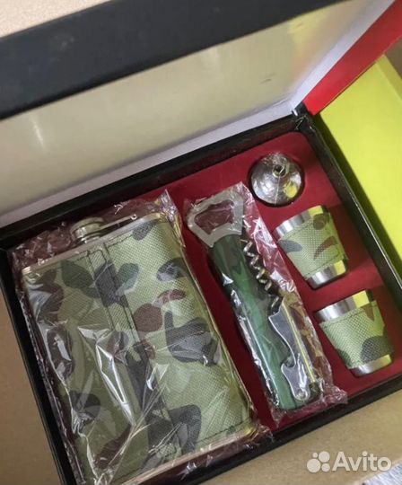 Подарочный бокс