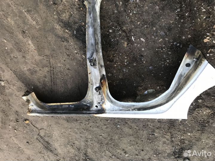 Левый порог рено меган 3 хэтчбек 2012 год