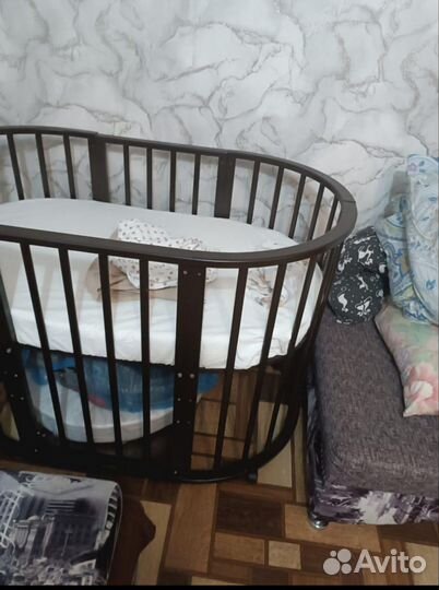 Детская кроватка трансформер овальная