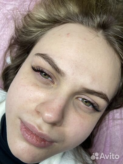 Наращивание ресниц модели