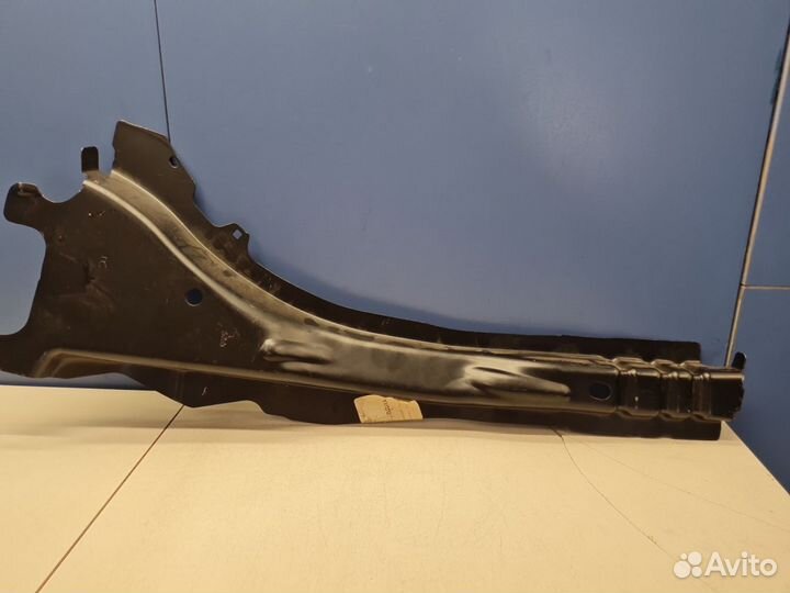 Накладка лонжерона переднего правого Ford Kuga 201