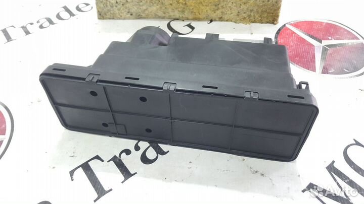 Компрессор центрального замка на Mercedes R170