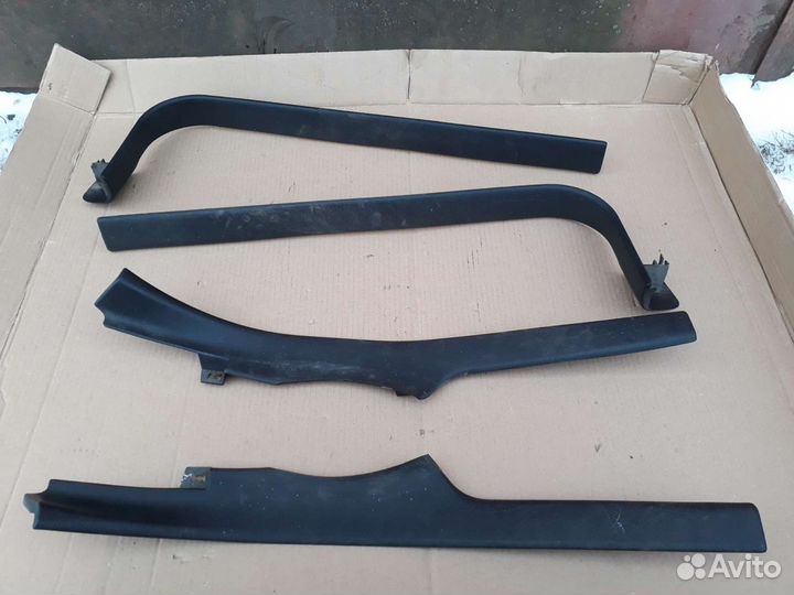 Накладки на порог салонные пежо 607