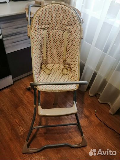 Стульчик для кормления