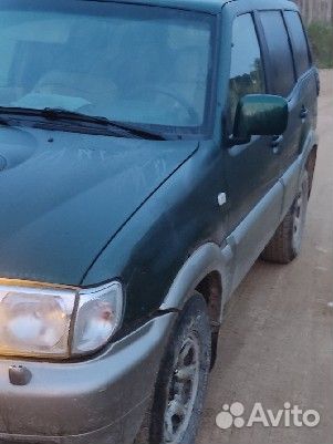 Nissan Terrano II 2.4 МТ, 2001, 190 000 км