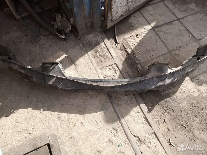 Крыло переднее правое, на бмв е53