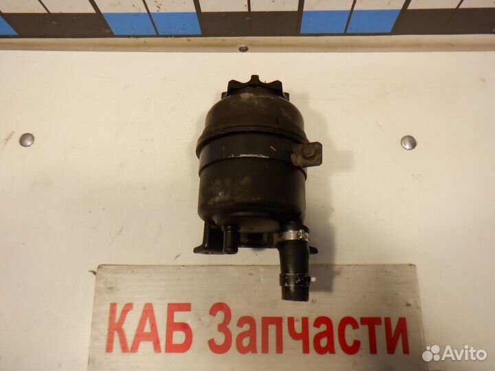 Бачок гидроусилителя Кронштейн Opel Vectra B X18XE