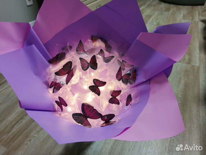 Букет из бабочек в наличии