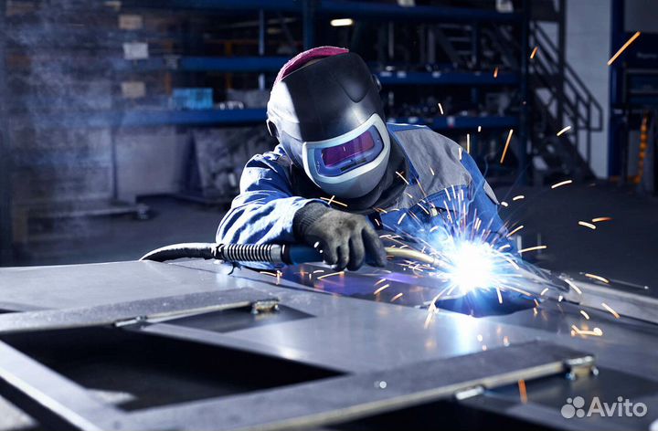 Сварщик на производство холодильников