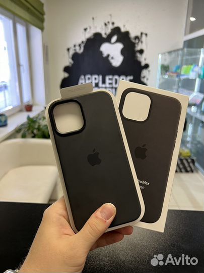 Оригинальный чехол на iPhone 12 pro max