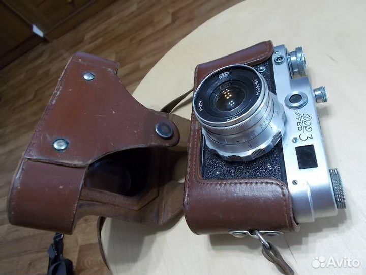 Фотоаппараты, фотовспышка СССР в рабочем состоянии