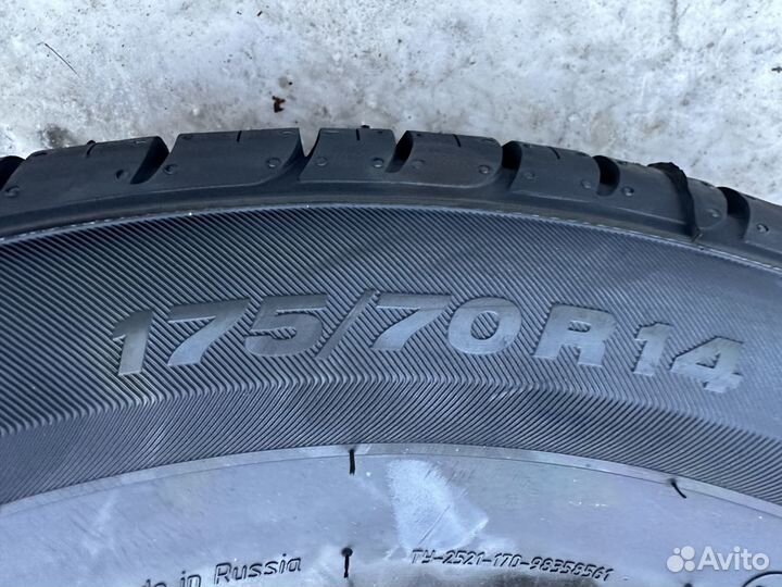 Viatti Strada Asimmetrico V-130 175/70 R14 84H
